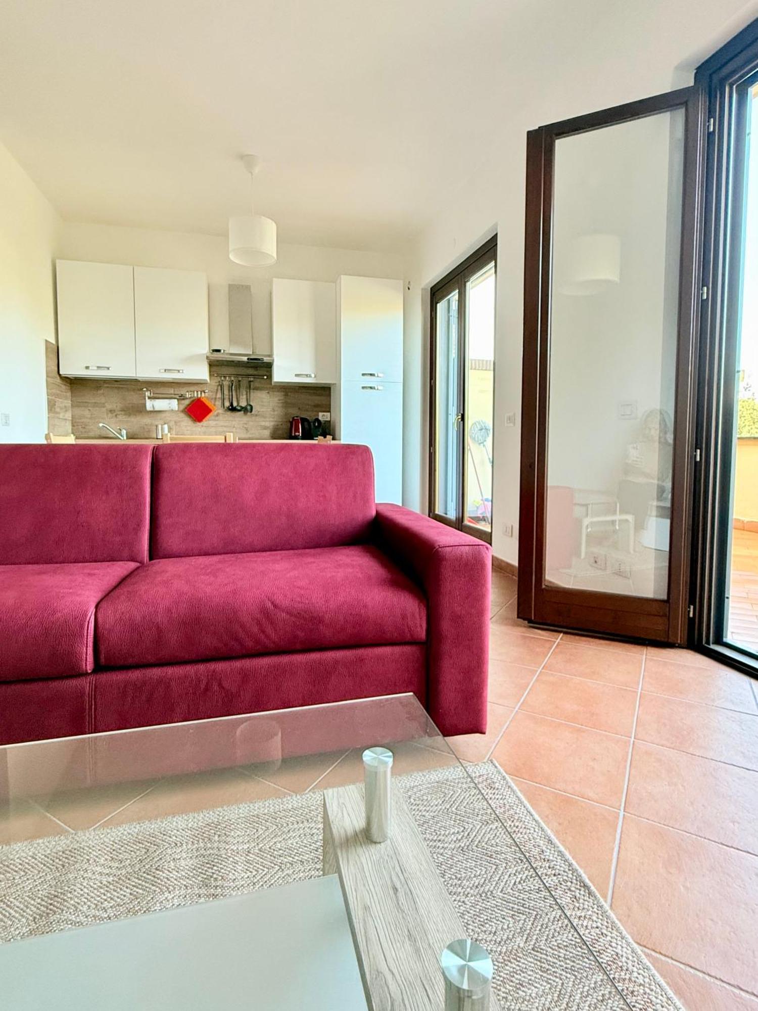 Lm Apartment Isola Фиумичино Екстериор снимка